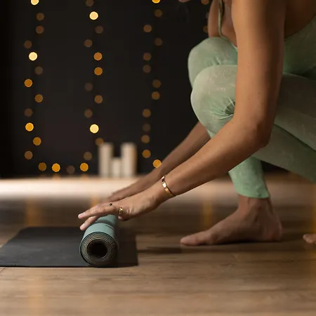 Hoy - Yoga Париж