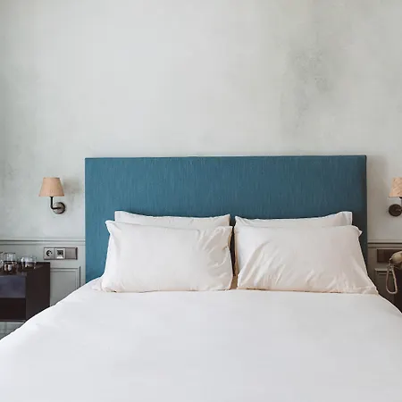 Hoy - Yoga 4* Párizs