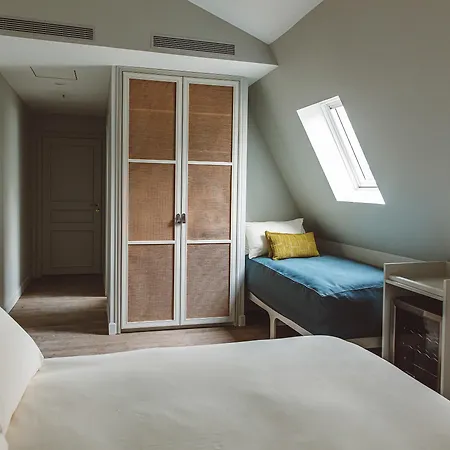 Hoy - Yoga Szálloda Párizs