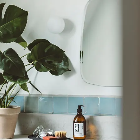 Hoy - Yoga Hotell Paris