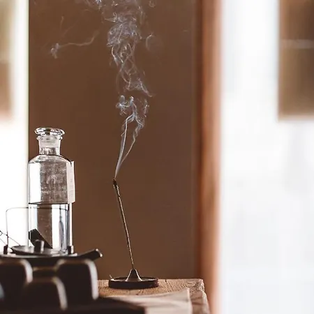 Hotell Hoy - Yoga Paris